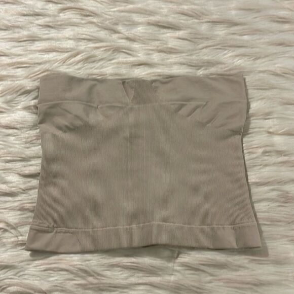 Ingrid & Isabel Afterband Maternity Support Belt- Nude | Size L/XL - Picture 5 of 9